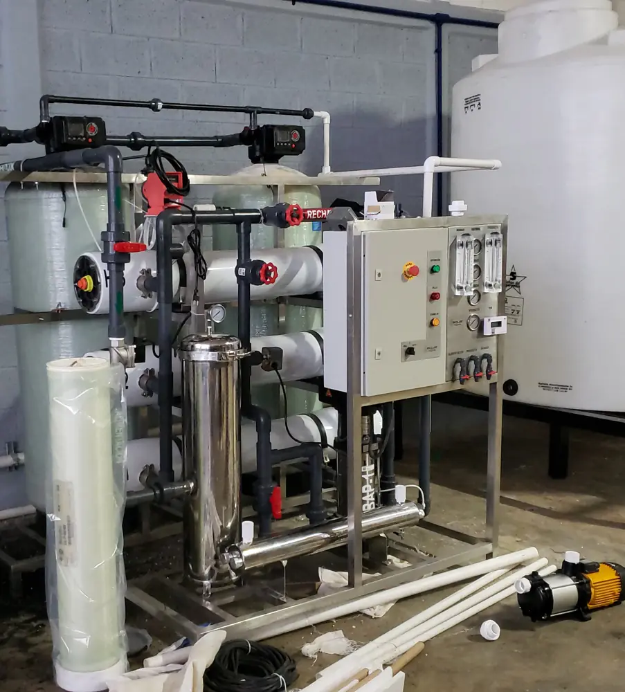 Equipo de tratamiento de agua para industria